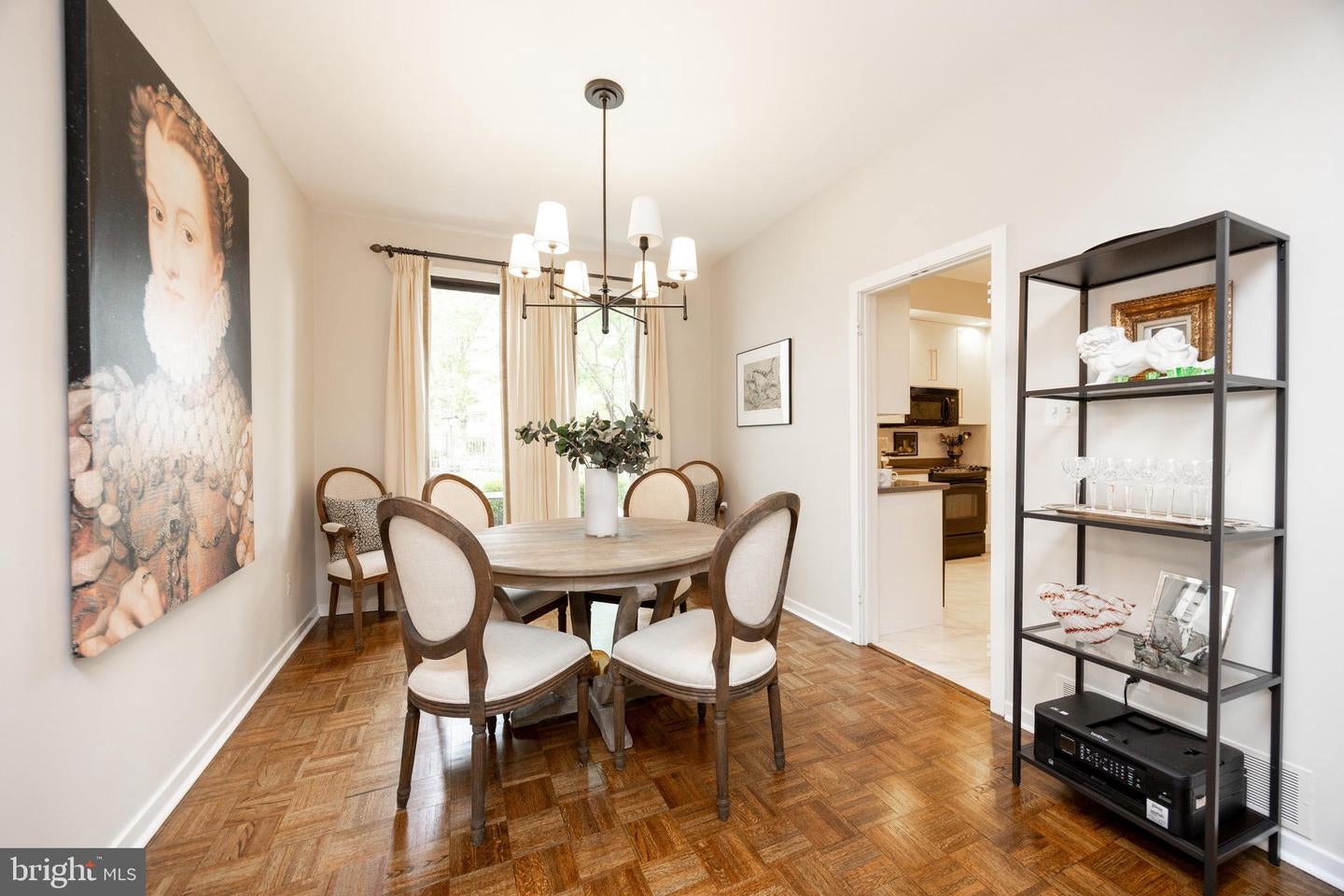 DEVON, Pennsylvania, 19333, United States, 2 Bedrooms Bedrooms, ,3 BathroomsBathrooms,Residential,For Sale,1980248