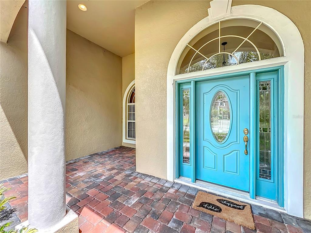 Orlando, Florida, 32829, United States, 4 Bedrooms Bedrooms, ,4 BathroomsBathrooms,Residential,For Sale,1913798
