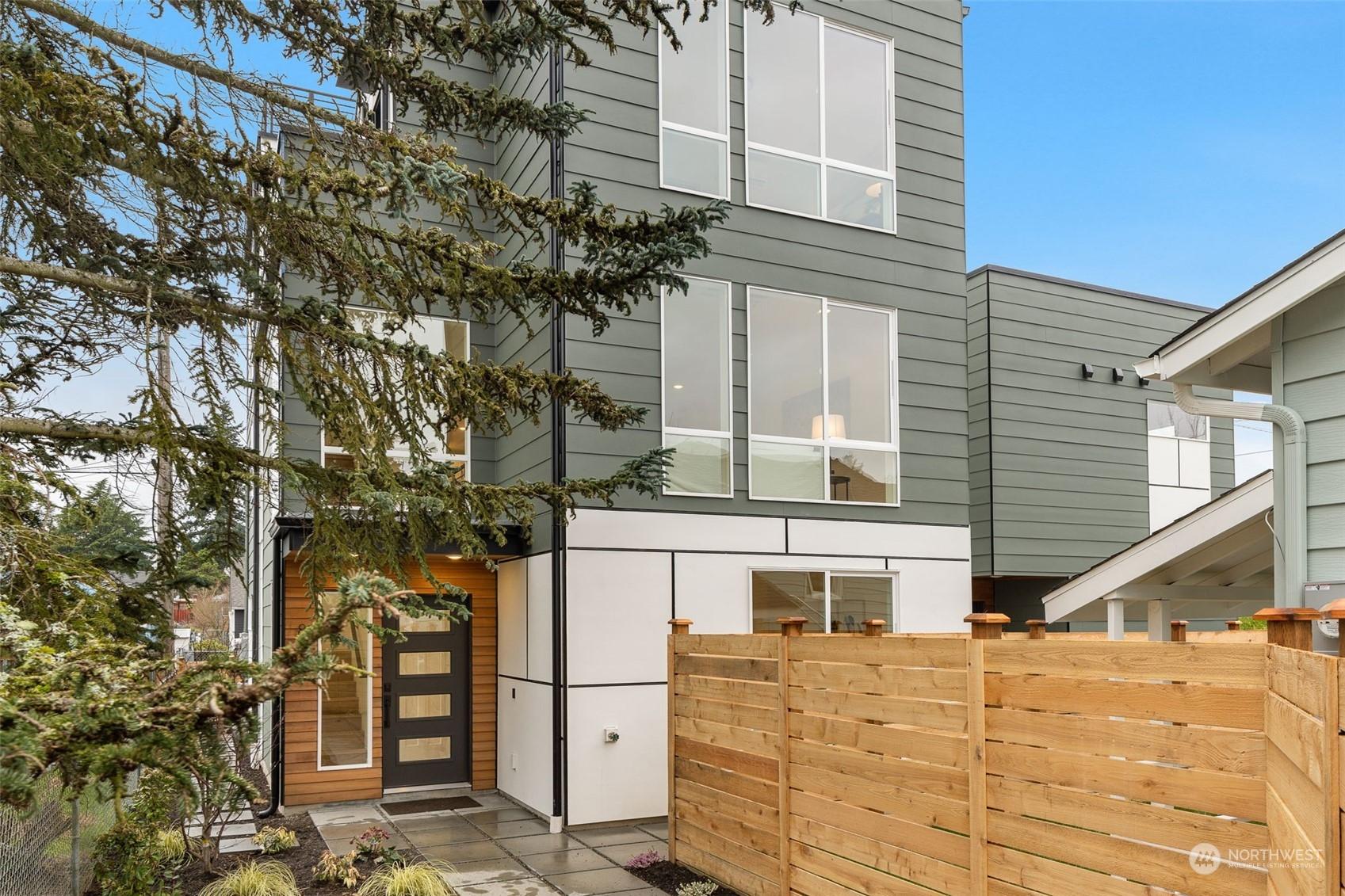 8849 30TH AVENUE SW, SEATTLE, Washington, 98126, United States, 4 Bedrooms Bedrooms, ,4 BathroomsBathrooms,Residential,For Sale,8849 30TH AVENUE SW,1625481