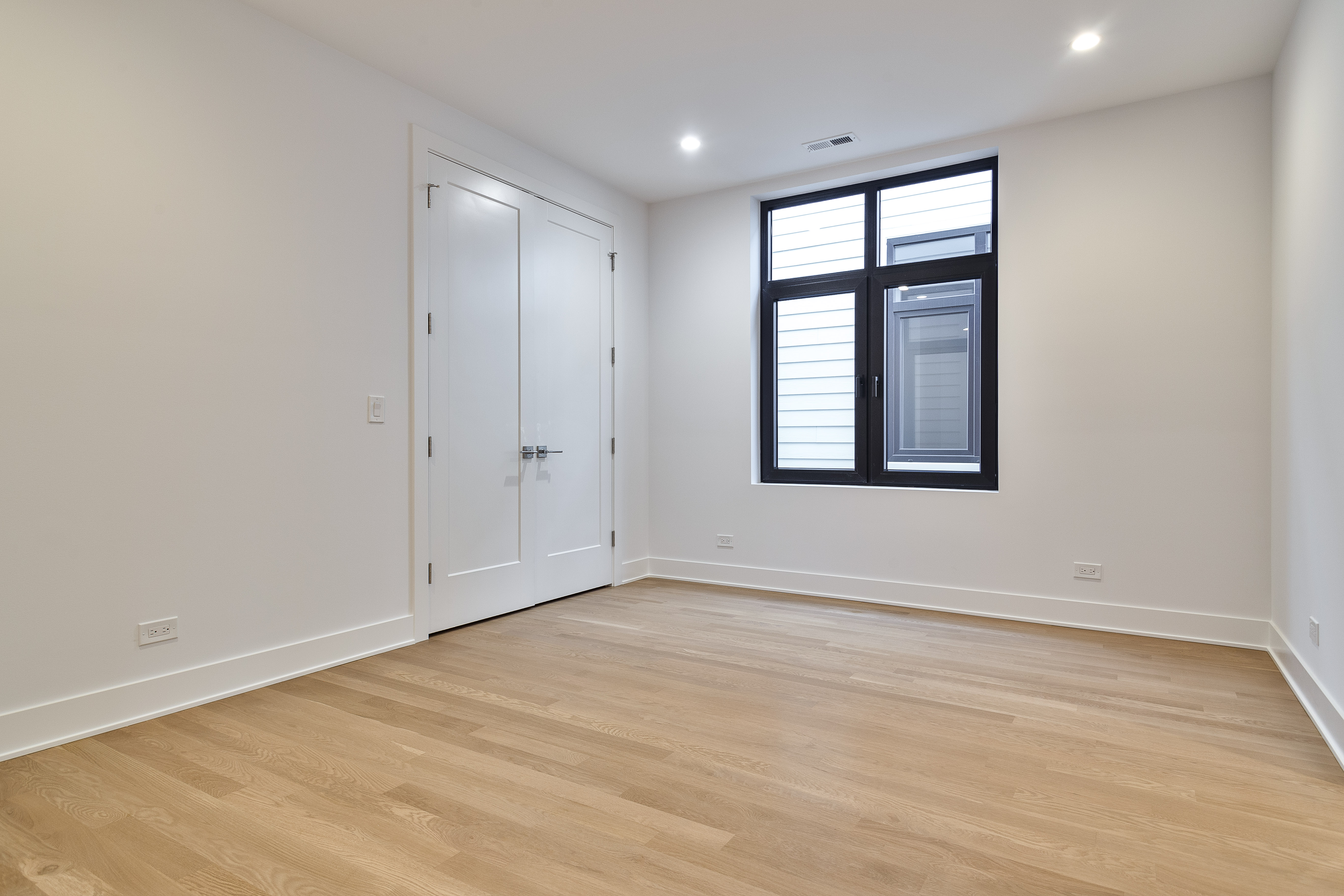  Distinguished New Construction Single-Family Home - 物件實景