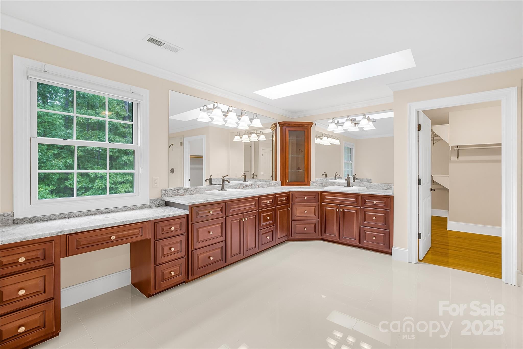 Granite Falls, North Carolina, 28630, United States, 4 Bedrooms Bedrooms, ,6 BathroomsBathrooms,Residential,For Sale,1983706