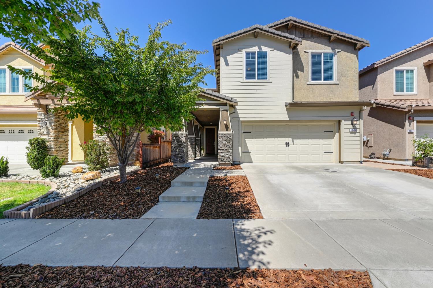 West Sacramento, California, 95691, United States, 4 Bedrooms Bedrooms, ,3 BathroomsBathrooms,Residential,For Sale,1906869