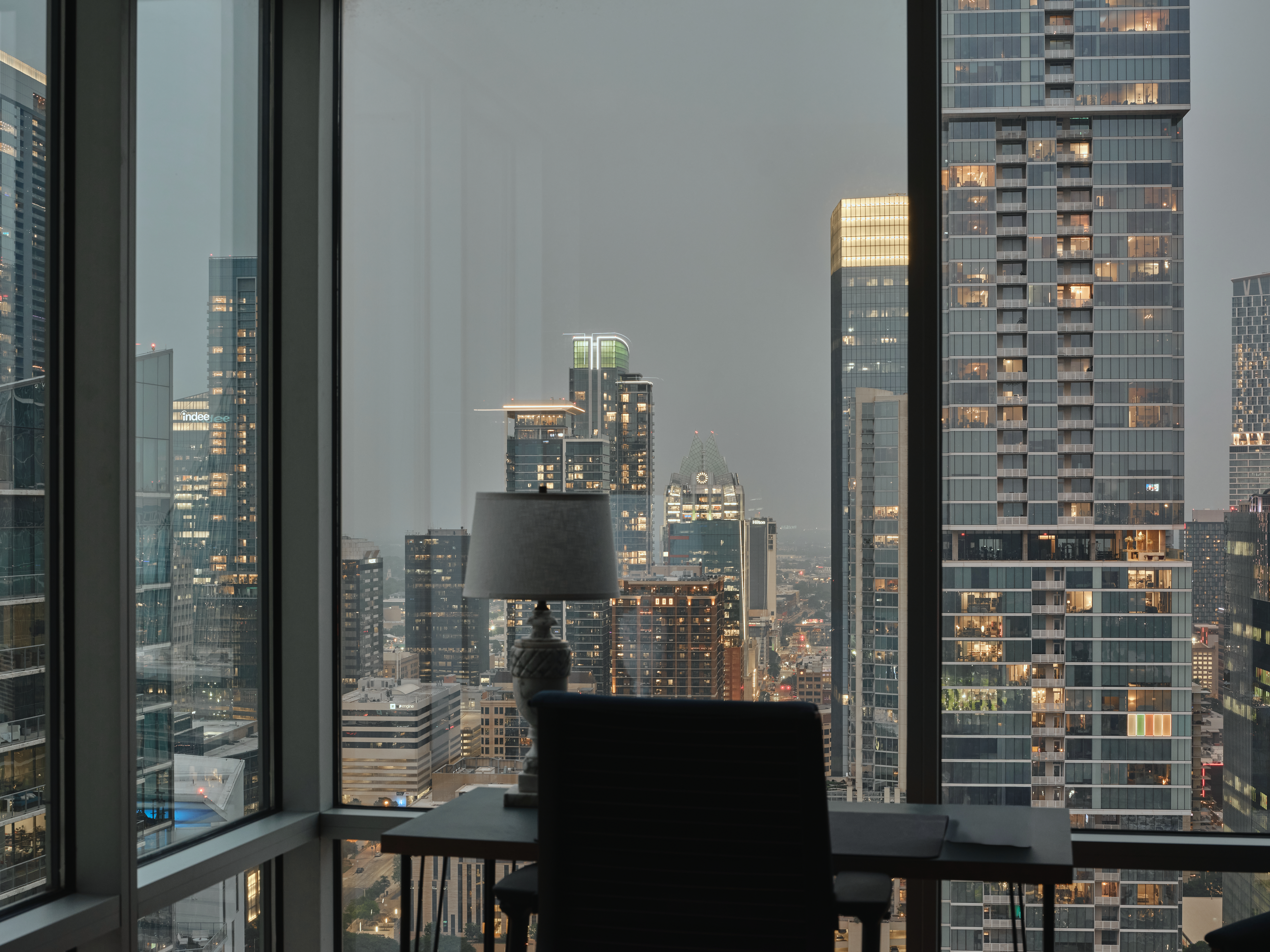  41st-Floor Skyline Living at The Spring - 物件實景