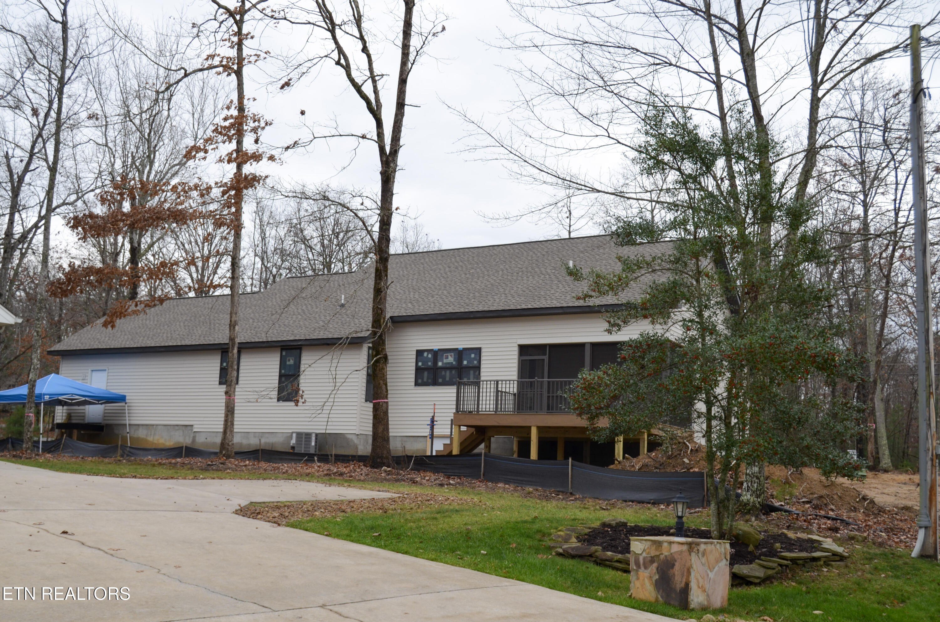 Crossville, Tennessee, 38558, United States, 3 Bedrooms Bedrooms, ,3 BathroomsBathrooms,Residential,For Sale,1998729