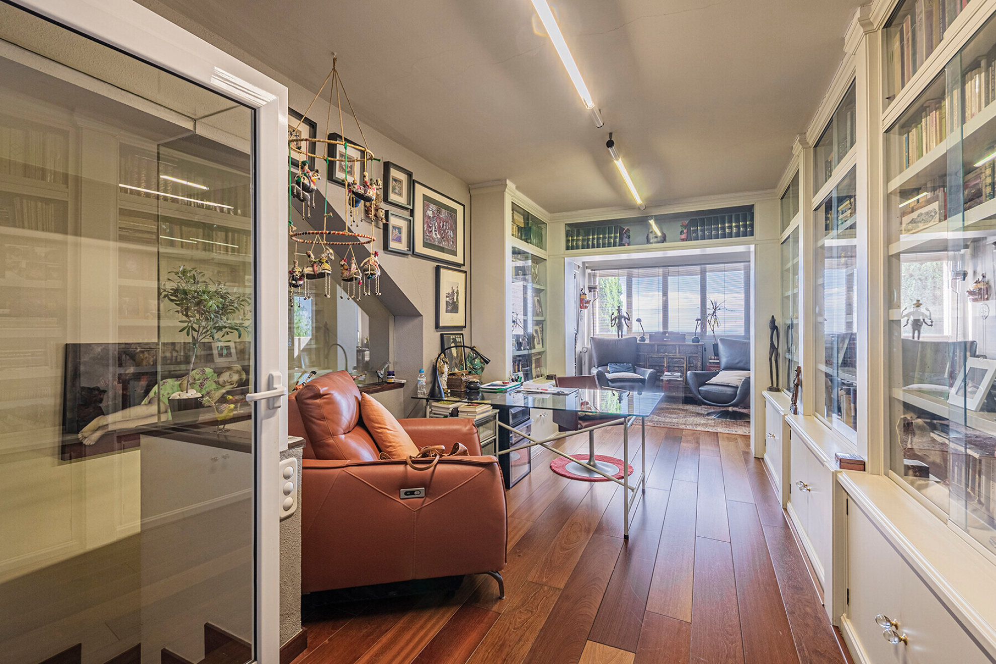  Exclusive single-family home with a large yard, views, and privacy in La Miranda - 物件實景