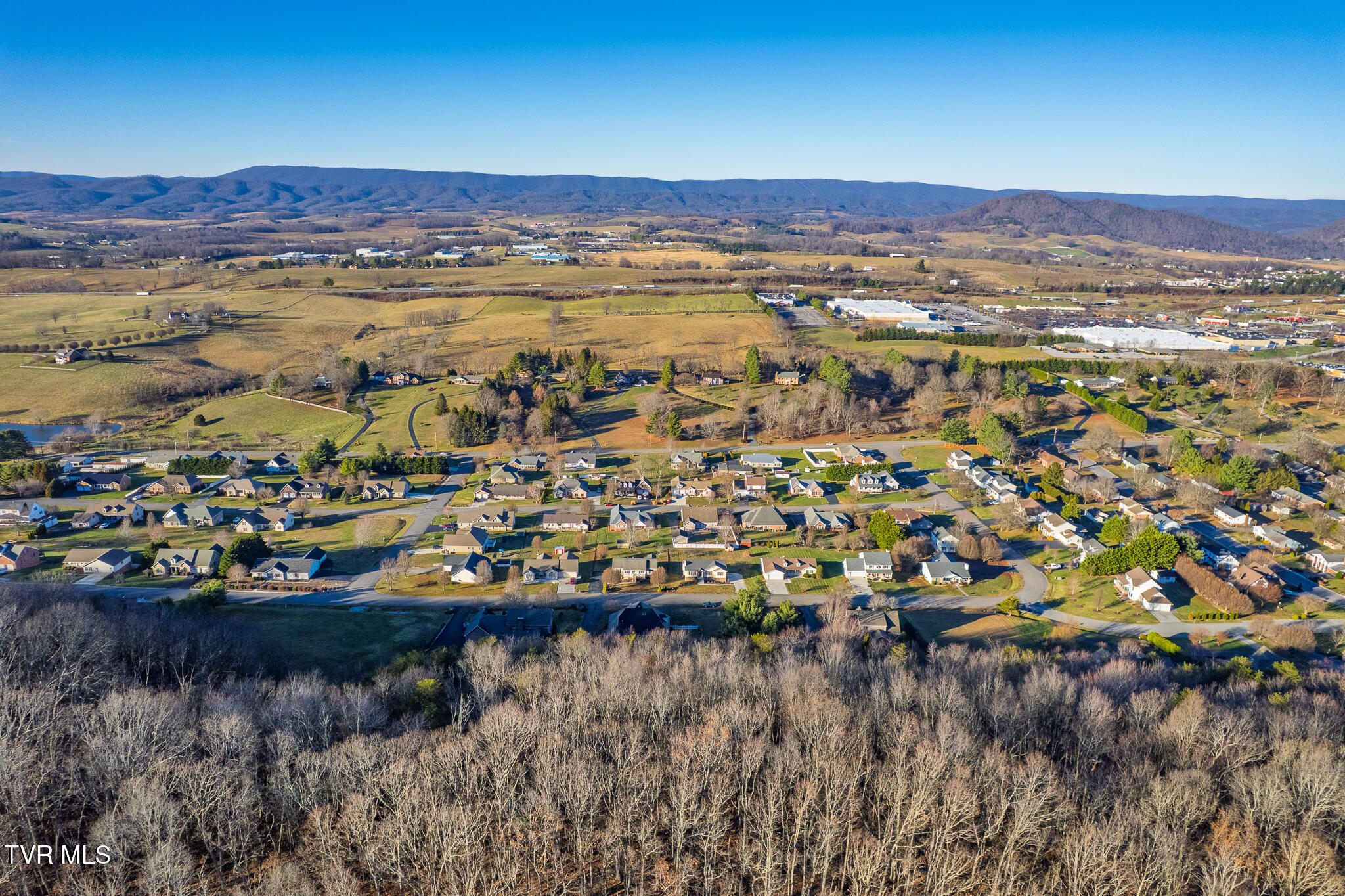 Wytheville, Virginia, 24382, United States, 4 Bedrooms Bedrooms, ,3 BathroomsBathrooms,Residential,For Sale,2005491