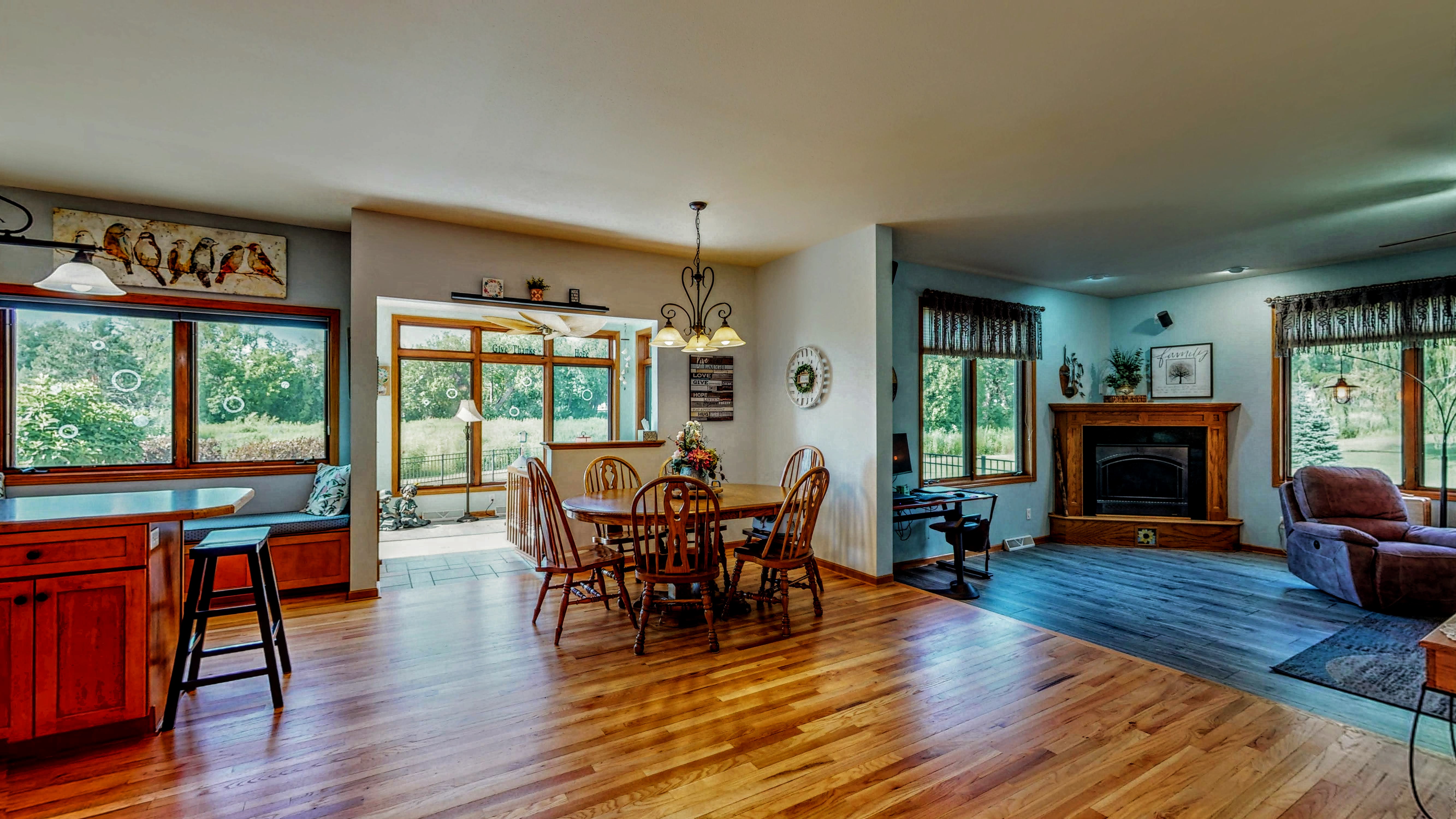 Jefferson, Wisconsin, 53549, United States, 4 Bedrooms Bedrooms, ,4 BathroomsBathrooms,Residential,For Sale,1984363