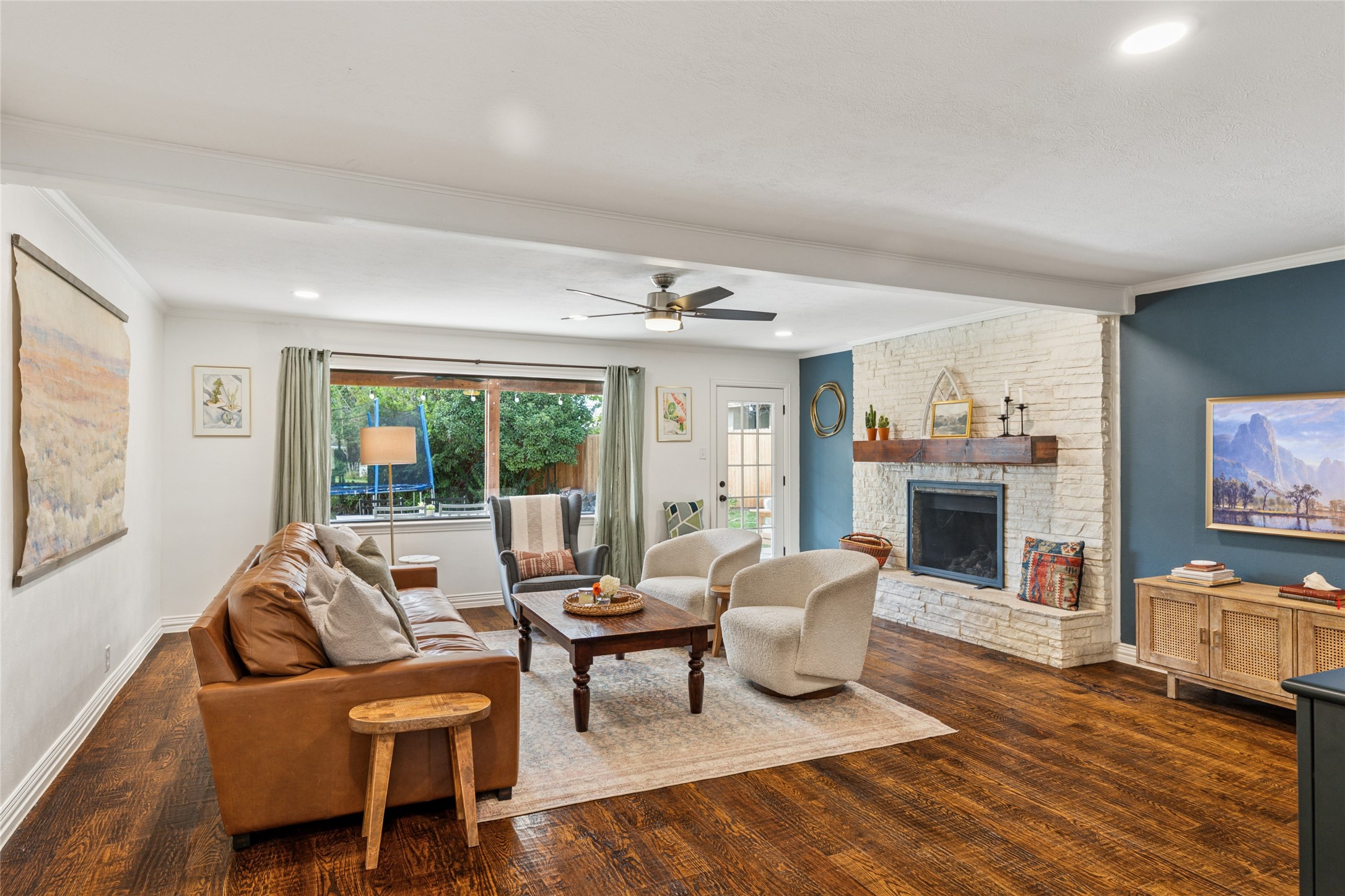 Fort Worth, Texas, 76116, United States, 4 Bedrooms Bedrooms, ,2 BathroomsBathrooms,Residential,For Sale,1957427