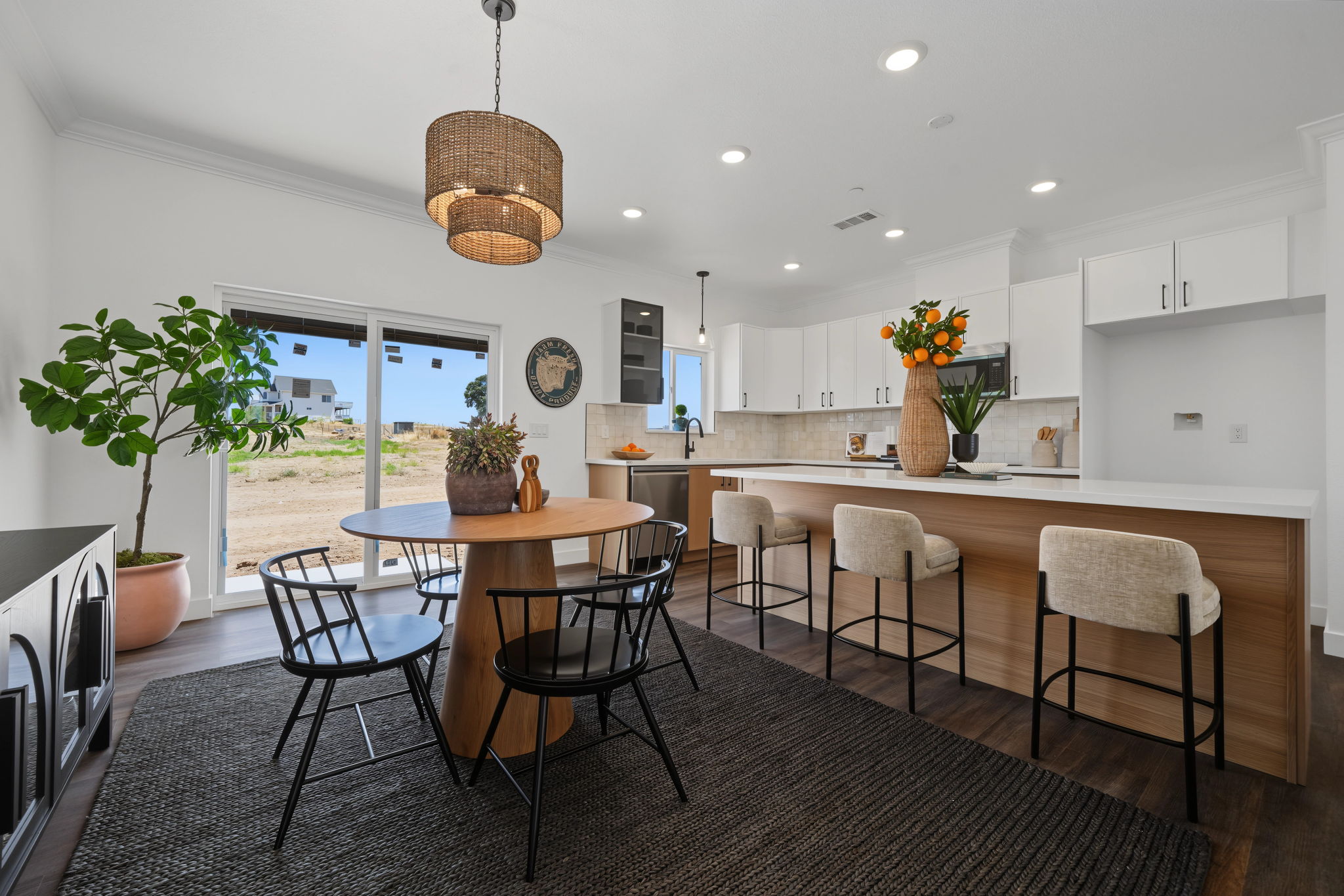  1916 Village Drive, Ione, CA 95640 - 物件實景