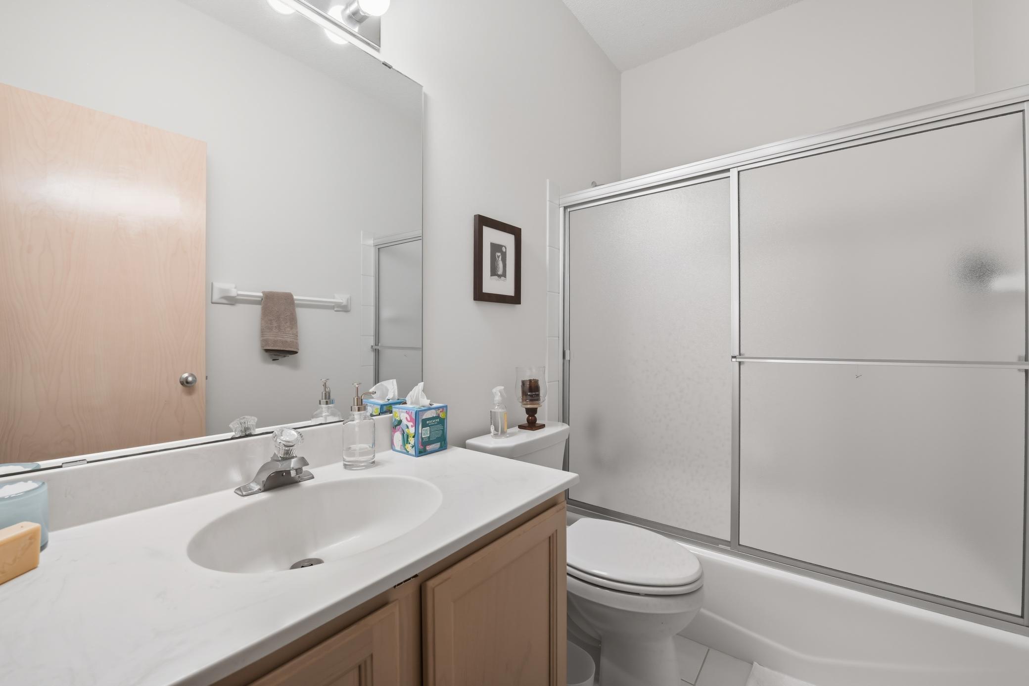 Shorewood, Minnesota, 55331, United States, 2 Bedrooms Bedrooms, ,3 BathroomsBathrooms,Residential,For Sale,1956041