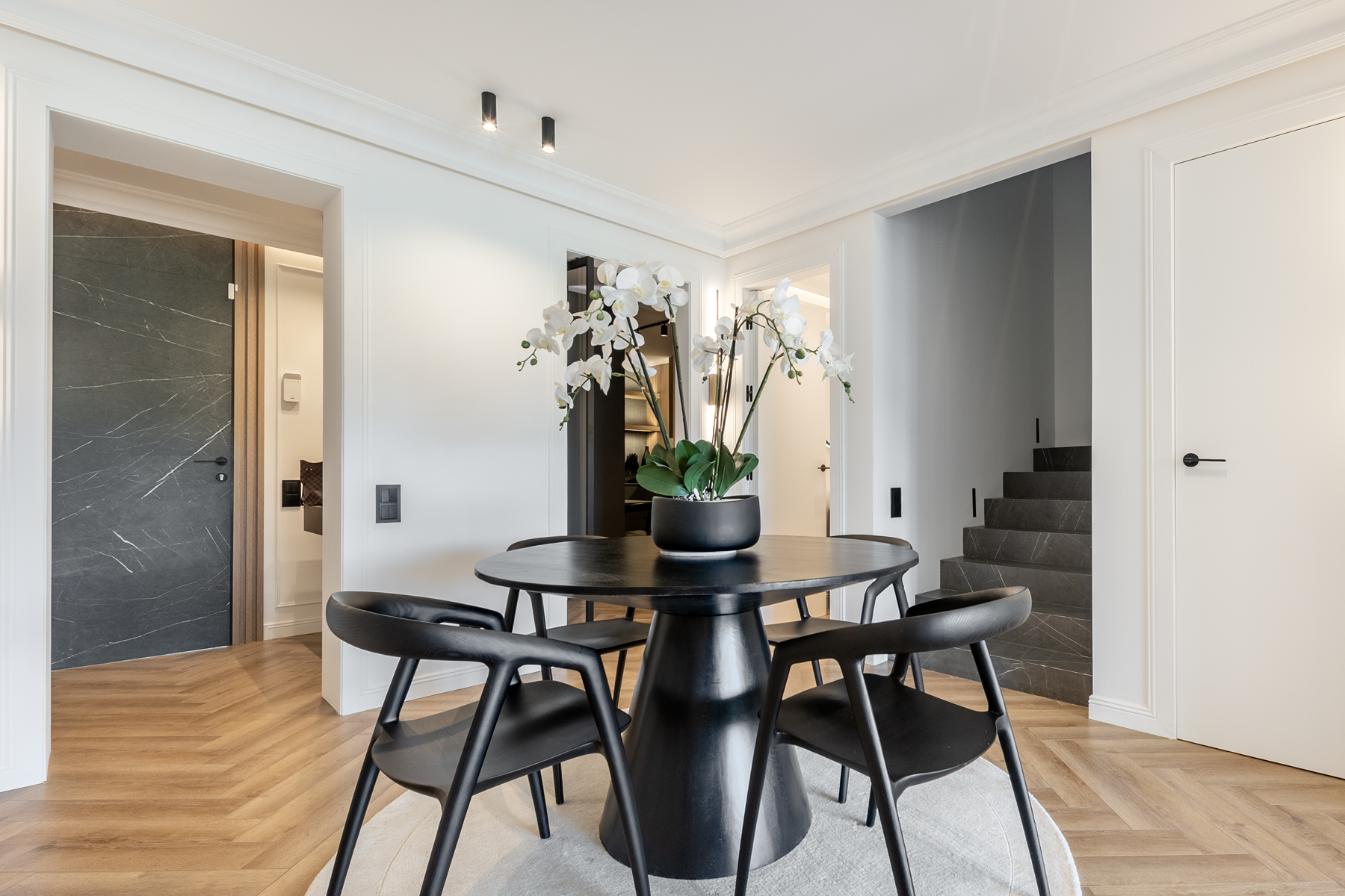  Townhouse with panoramic golf views and sunset terraces in Benahavís - 物件實景