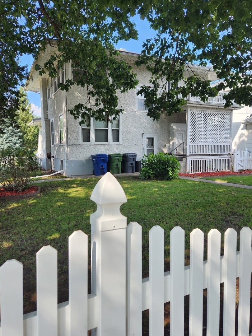 4th Ave, Clinton, IA 52732 #1