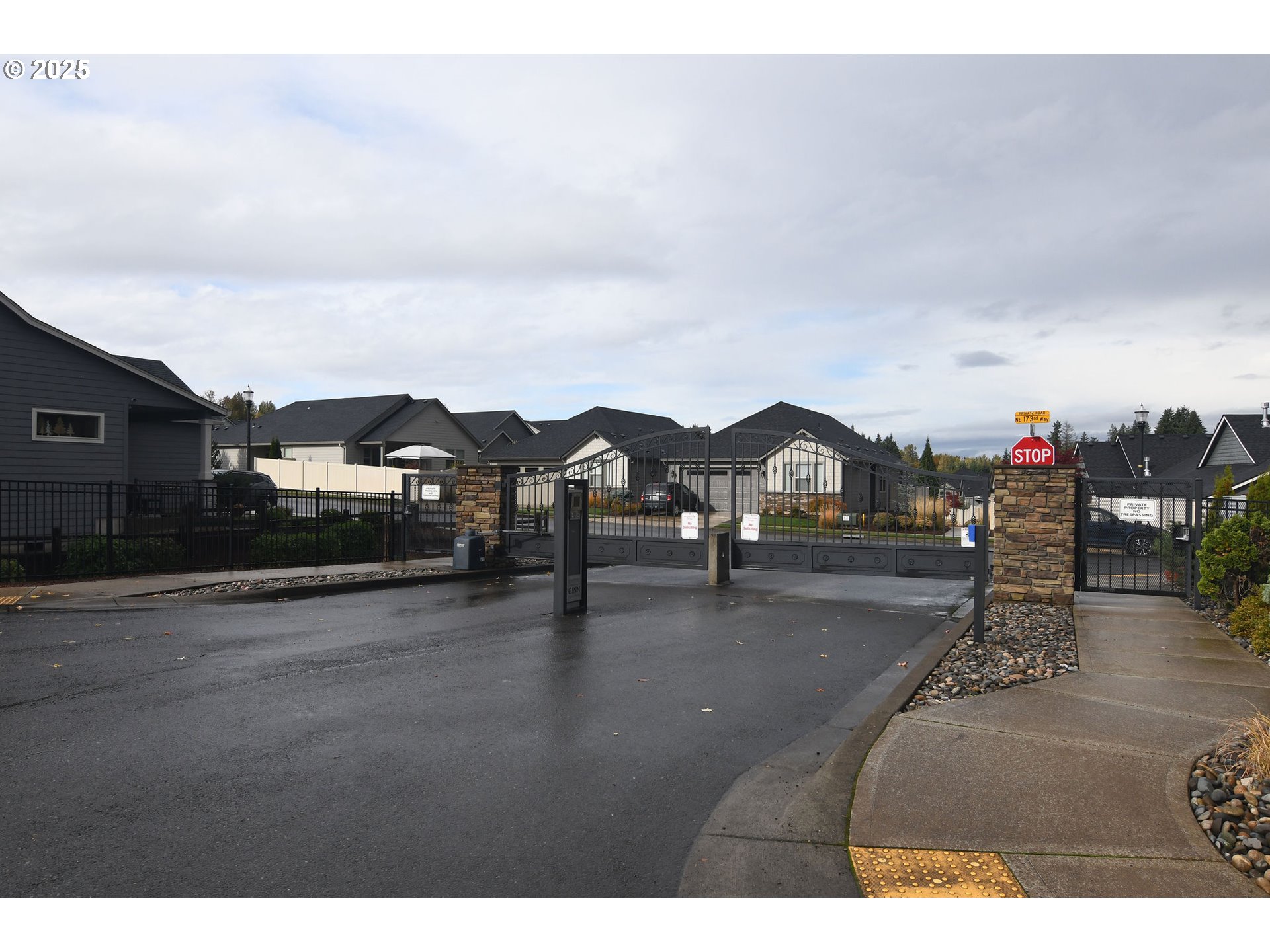 Ridgefield, Washington, 98642, United States, 2 Bedrooms Bedrooms, ,2 BathroomsBathrooms,Residential,For Sale,1971476