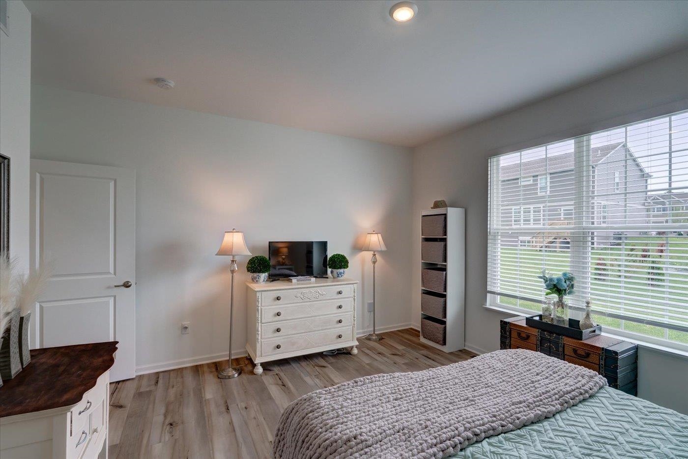 Windsor, Wisconsin, 53598, United States, 3 Bedrooms Bedrooms, ,2 BathroomsBathrooms,Residential,For Sale,1915836