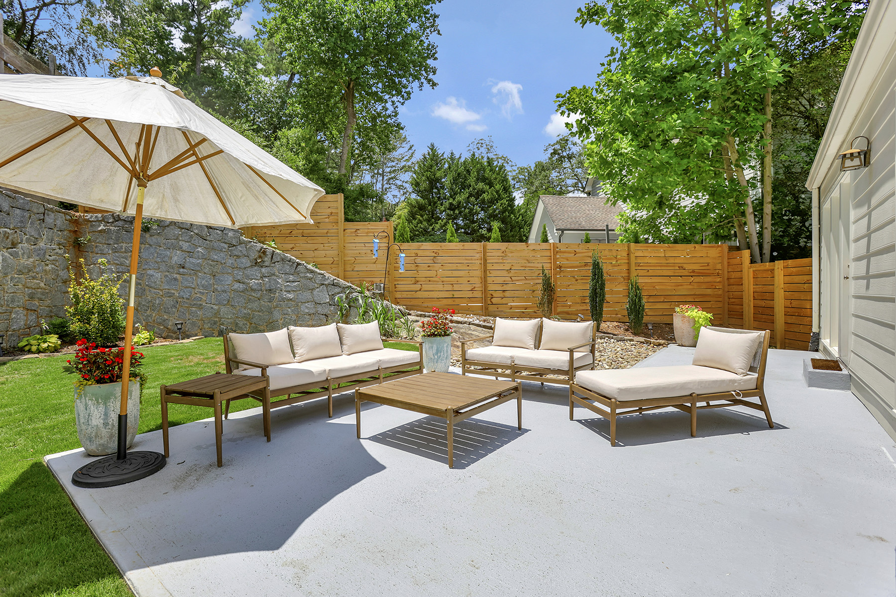  Elegant Home in Sought-After Martin Manor - 物件實景