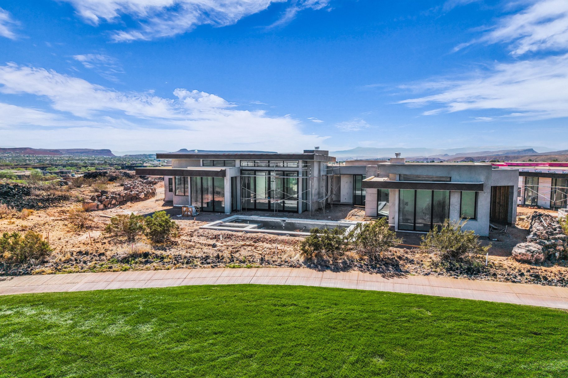  Black Desert Custom Home on Tom Weiskopf Championship Course Hole #7 - 物件實景