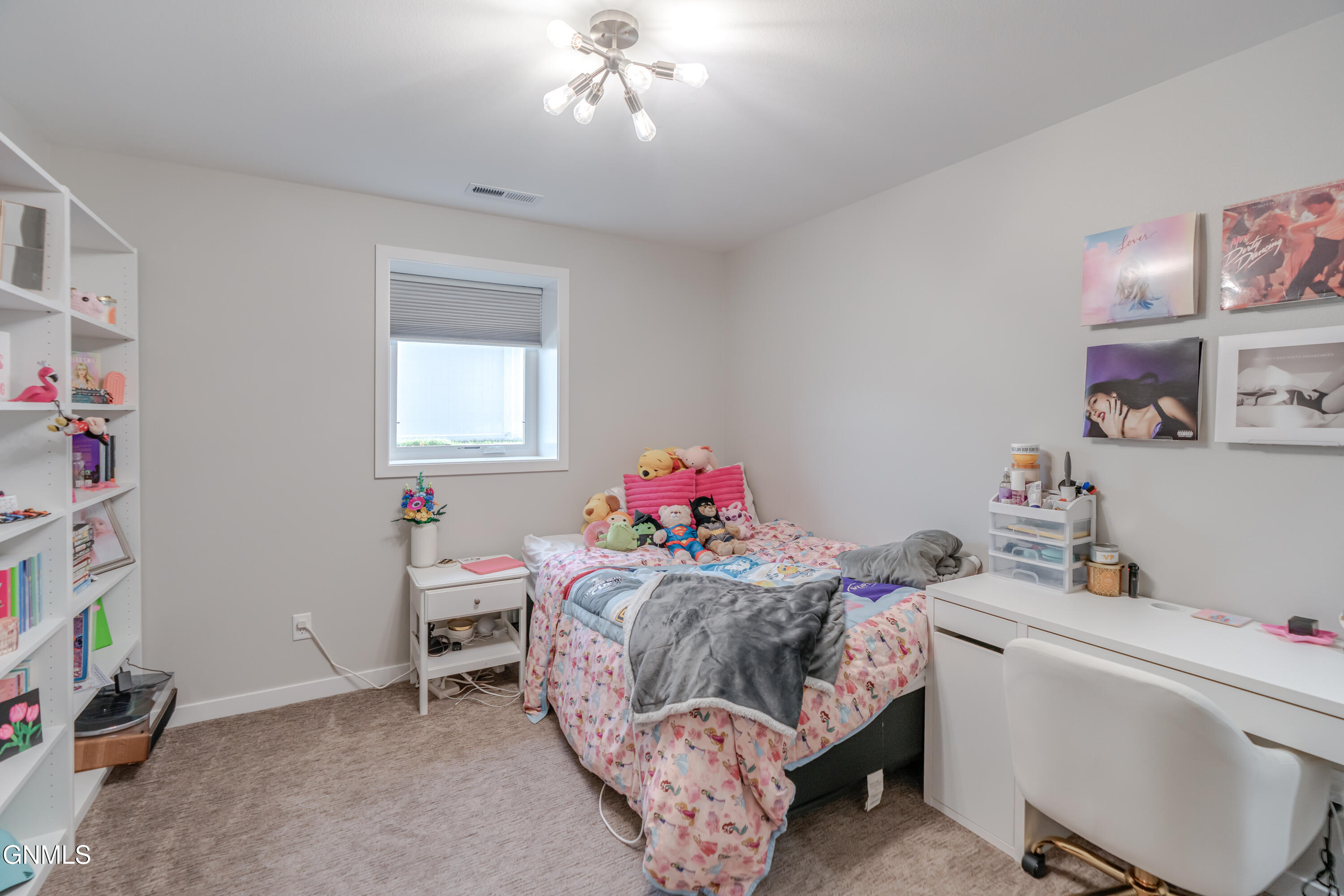 Bismarck, North Dakota, 58504, United States, 5 Bedrooms Bedrooms, ,2 BathroomsBathrooms,Residential,For Sale,1986096