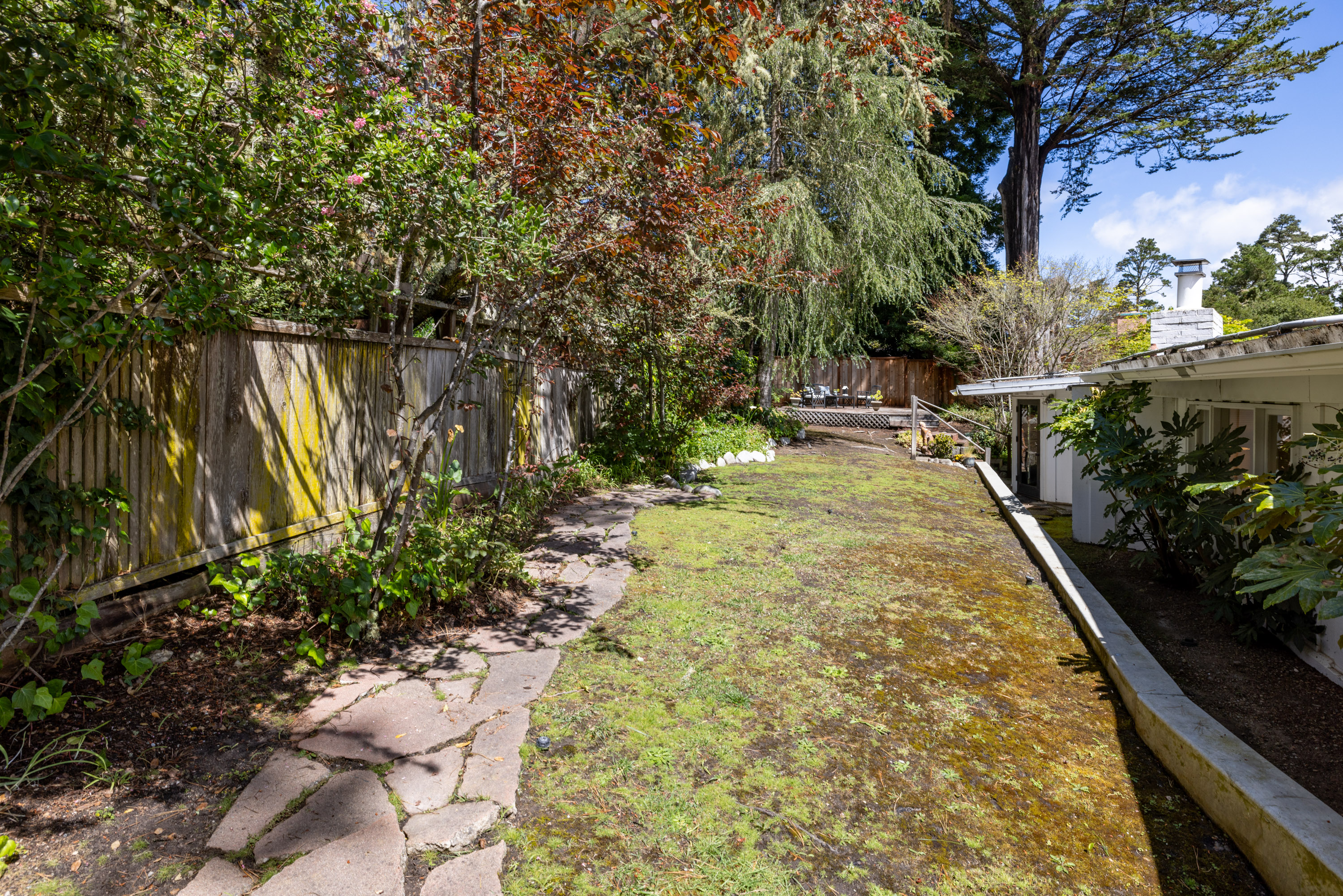  4058 El Bosque Drive - 物件實景