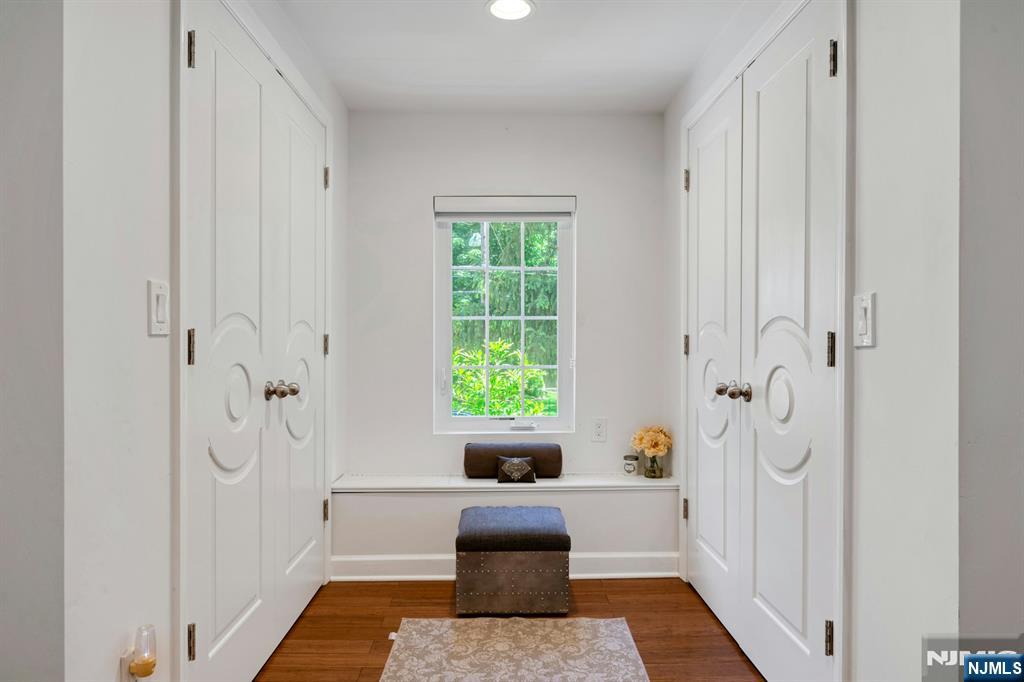 West Orange, New Jersey, 07052, United States, 6 Bedrooms Bedrooms, ,4 BathroomsBathrooms,Residential,For Sale,1826620
