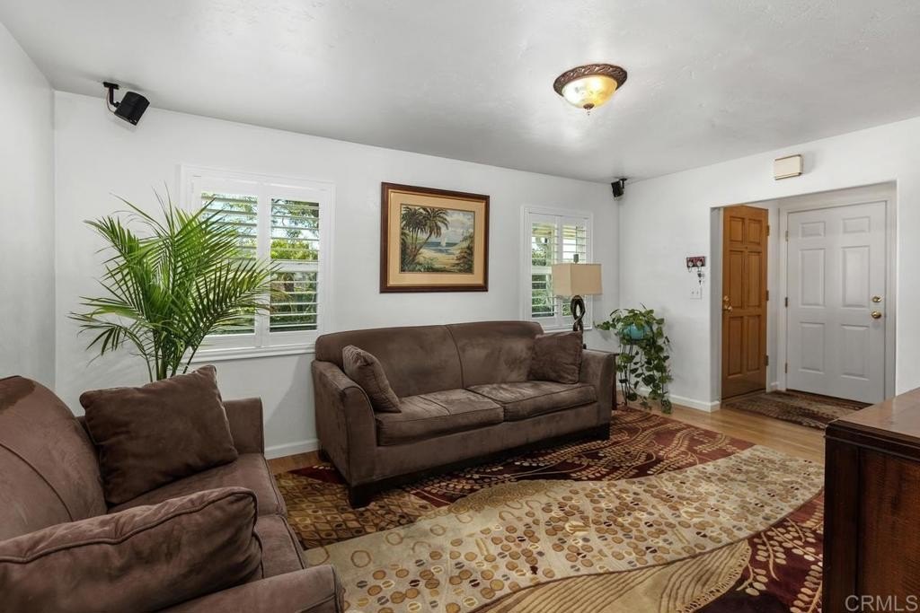 Lemon Grove, California, 91945, United States, 2 Bedrooms Bedrooms, ,2 BathroomsBathrooms,Residential,For Sale,1907575