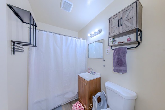 Anaheim, California, 92804, United States, ,Residential,For Sale,1978025