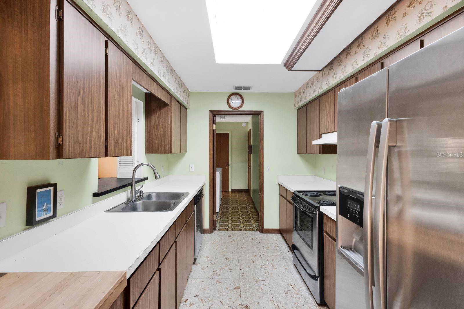 WINDERMERE, Florida, 34786, United States, 3 Bedrooms Bedrooms, ,2 BathroomsBathrooms,Residential,For Sale,1943572