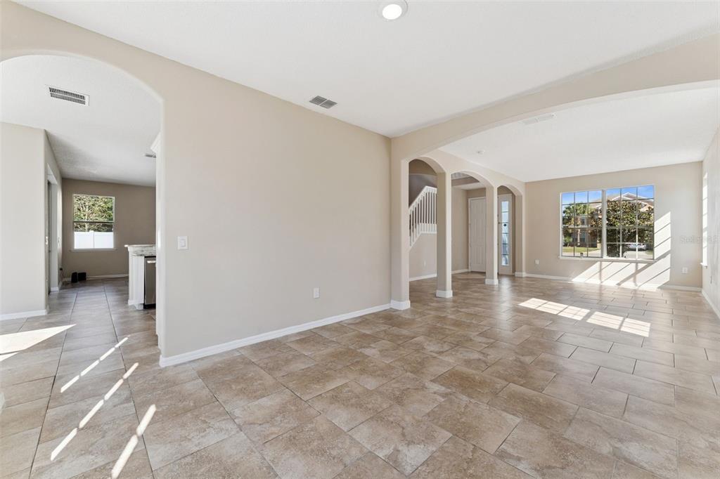 Orlando, Florida, 32824, United States, 4 Bedrooms Bedrooms, ,4 BathroomsBathrooms,Residential,For Sale,1987681