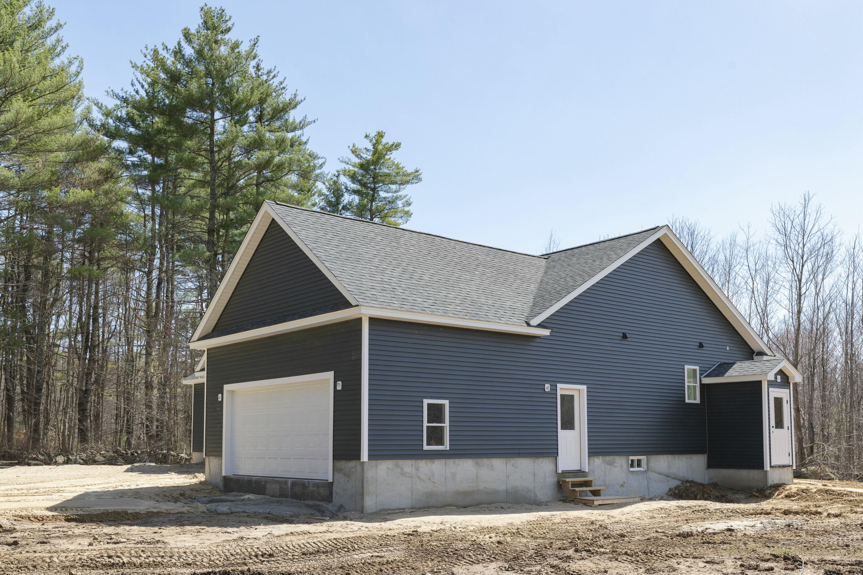 Lebanon, Maine, 04027, United States, 3 Bedrooms Bedrooms, ,3 BathroomsBathrooms,Residential,For Sale,1864632
