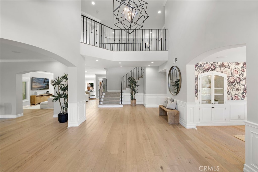 Laguna Hills, California, 92653, United States, 7 Bedrooms Bedrooms, ,5 BathroomsBathrooms,Residential,For Sale,1941687