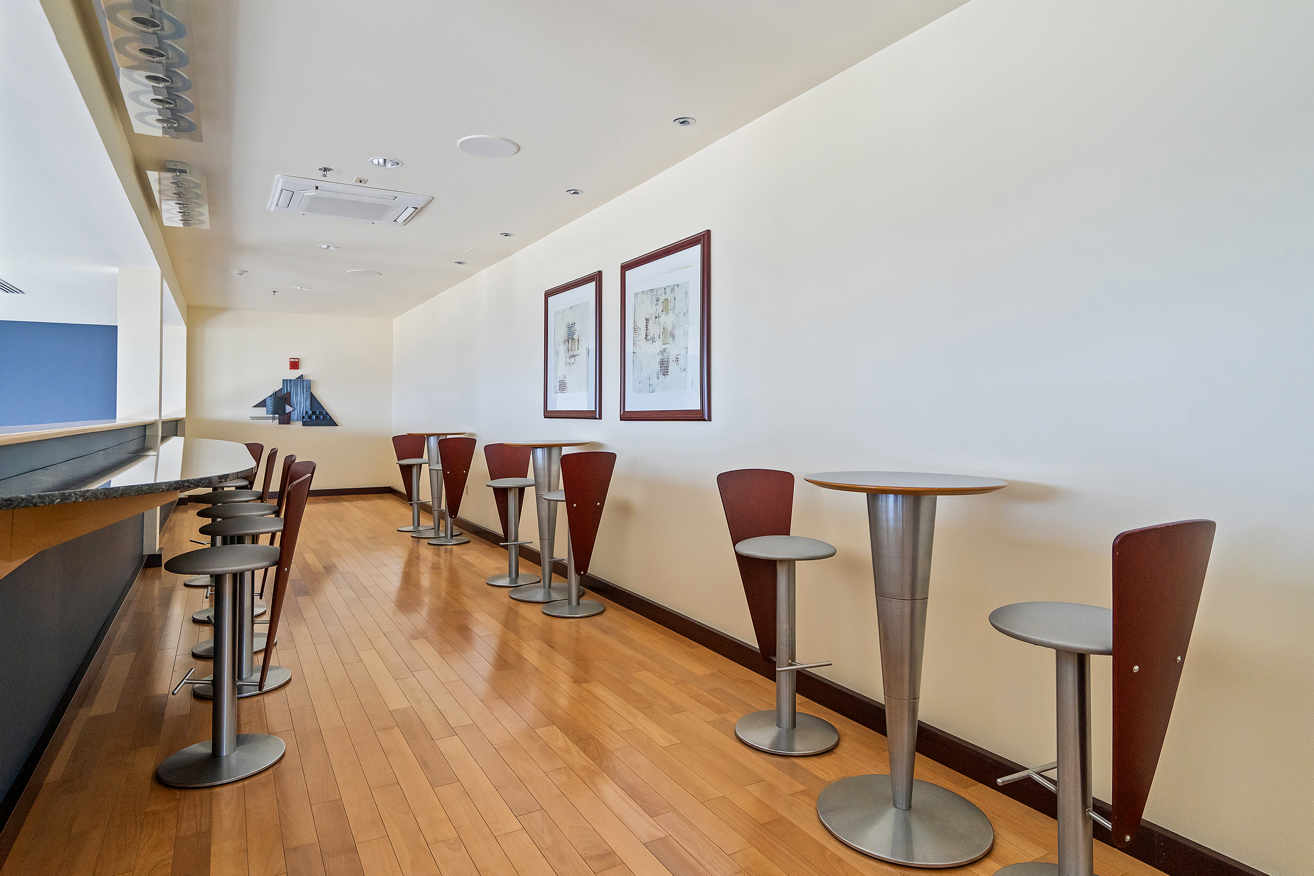  COASTAL RETREAT WITH CAPTIVATING OCEANVIEWS - 物件實景