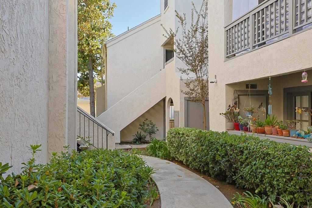 Santee, California, 92071, United States, 2 Bedrooms Bedrooms, ,2 BathroomsBathrooms,Residential,For Sale,1968611