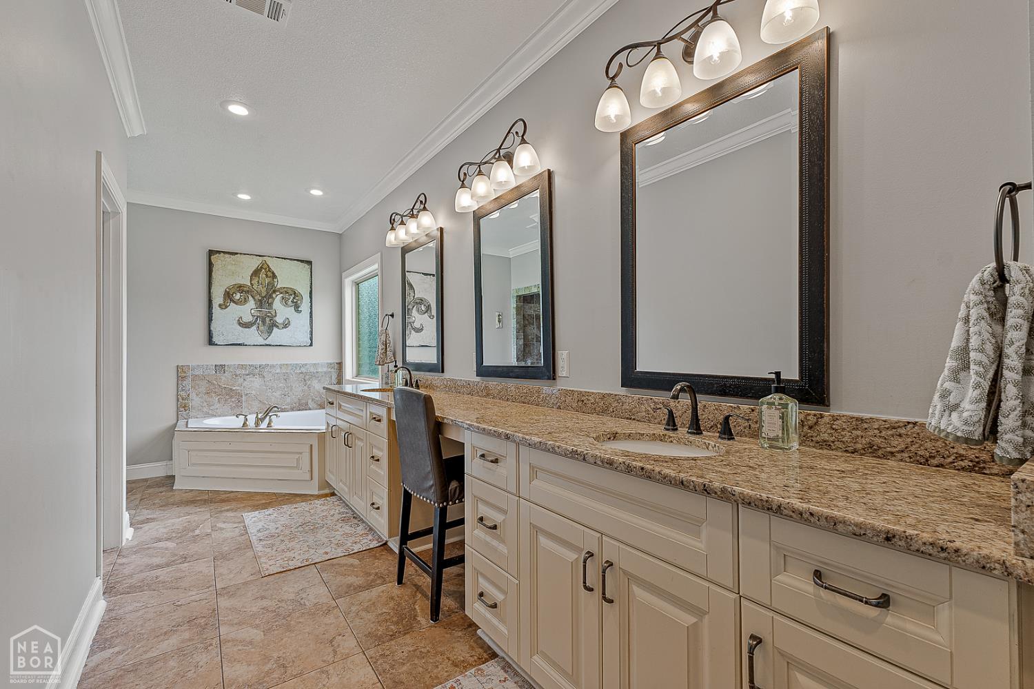 Jonesboro, Arkansas, 72404, United States, ,4 BathroomsBathrooms,Residential,For Sale,1978078