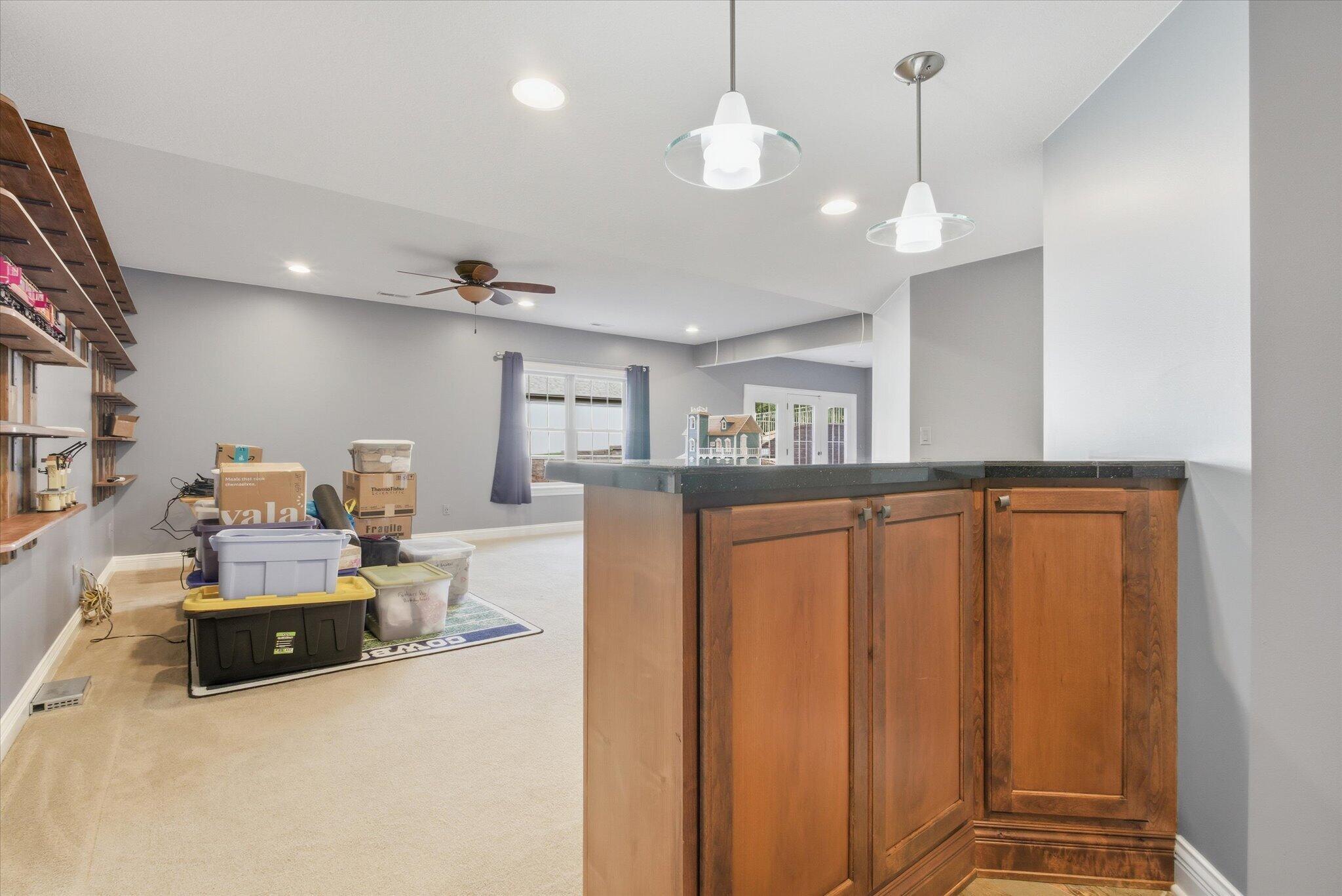 COLUMBIA, Missouri, 65203, United States, 4 Bedrooms Bedrooms, ,6 BathroomsBathrooms,Residential,For Sale,2013236