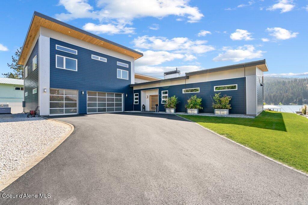 Sandpoint, Idaho, 83864, United States, 4 Bedrooms Bedrooms, ,3 BathroomsBathrooms,Residential,For Sale,1983378