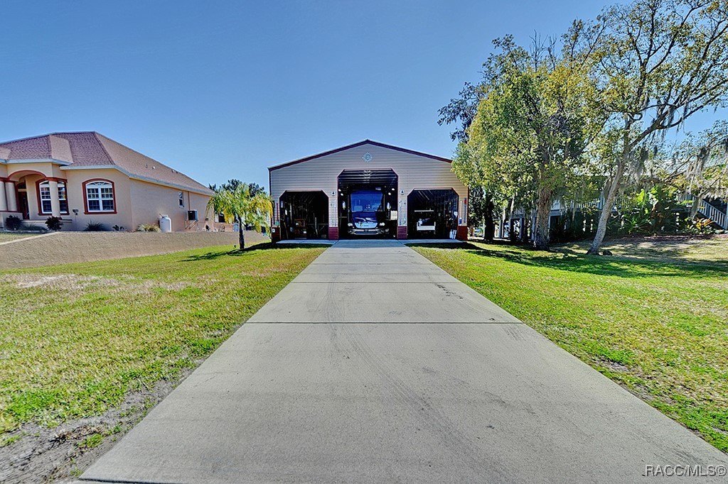 Crystal River, Florida, 34428, United States, 3 Bedrooms Bedrooms, ,3 BathroomsBathrooms,Residential,For Sale,1981624