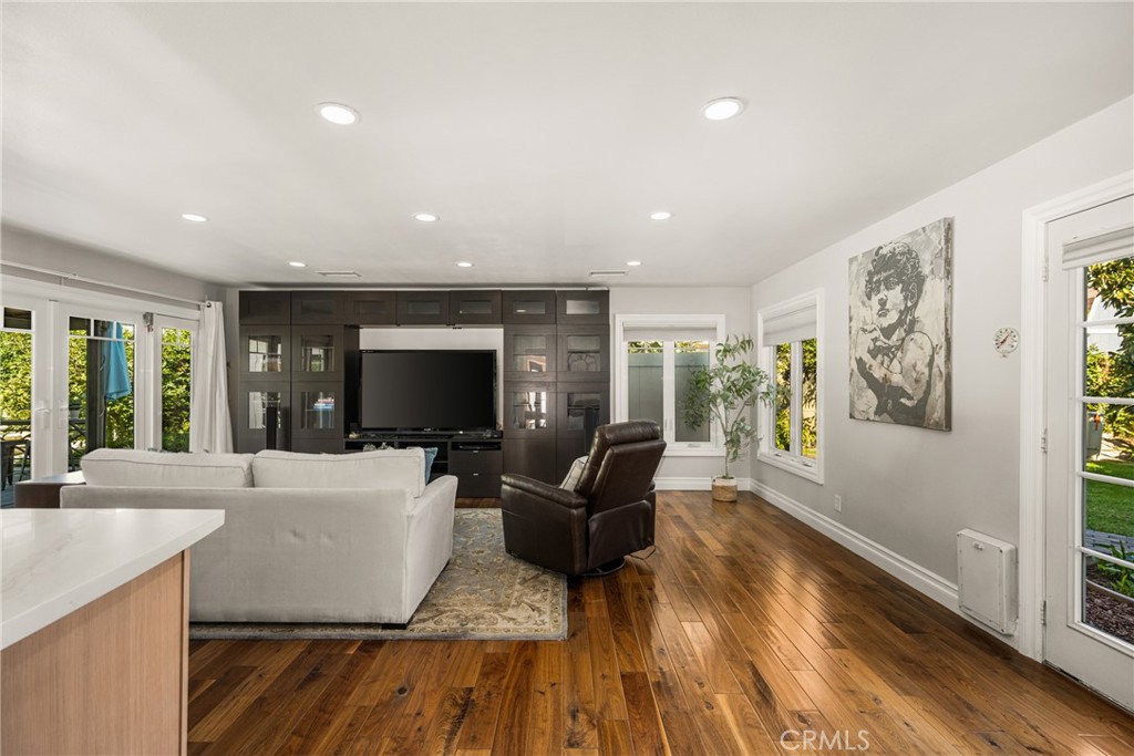 Orange, California, 92865, United States, 4 Bedrooms Bedrooms, ,3 BathroomsBathrooms,Residential,For Sale,1989435