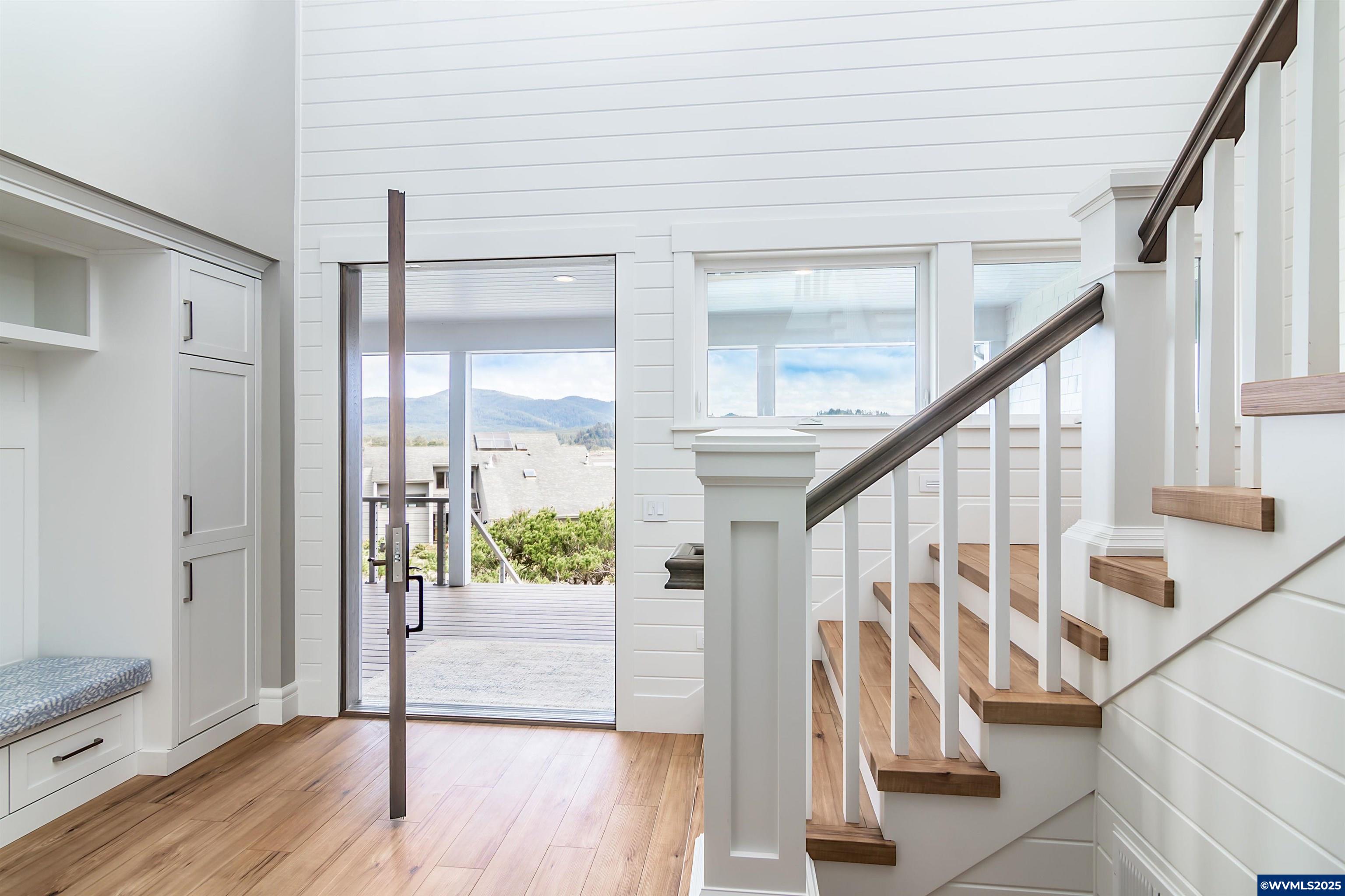 Gleneden Beach, Oregon, 97388, United States, 4 Bedrooms Bedrooms, ,6 BathroomsBathrooms,Residential,For Sale,1793897