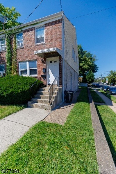 Elizabeth City, New Jersey, 07202-3304, United States, 6 Bedrooms Bedrooms, ,4 BathroomsBathrooms,Residential,For Sale,1943263