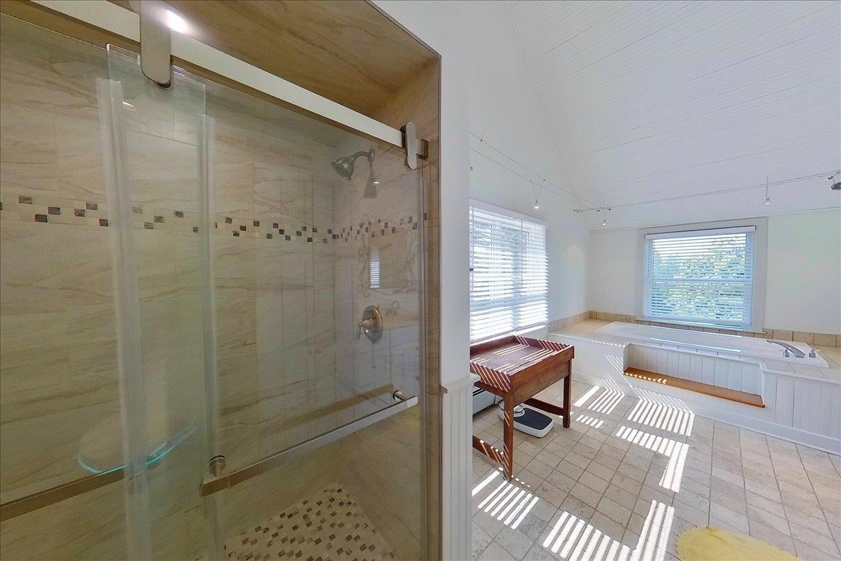 Stowe, Vermont, 05672, United States, 4 Bedrooms Bedrooms, ,3 BathroomsBathrooms,Residential,For Sale,1890997