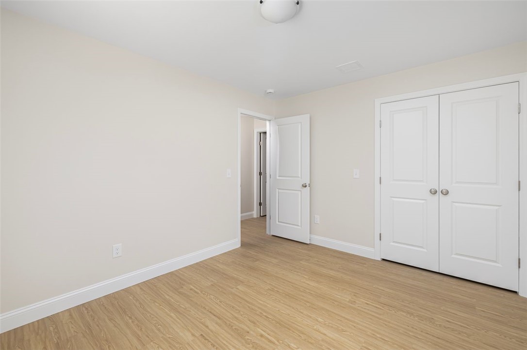 Warwick, Rhode Island, 02889, United States, 4 Bedrooms Bedrooms, ,4 BathroomsBathrooms,Residential,For Sale,2003475