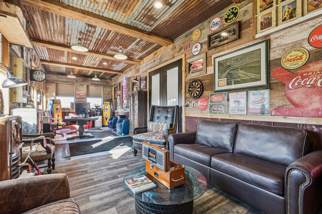 Celina, Texas, 75009, United States, 3 Bedrooms Bedrooms, ,4 BathroomsBathrooms,Residential,For Sale,1999614