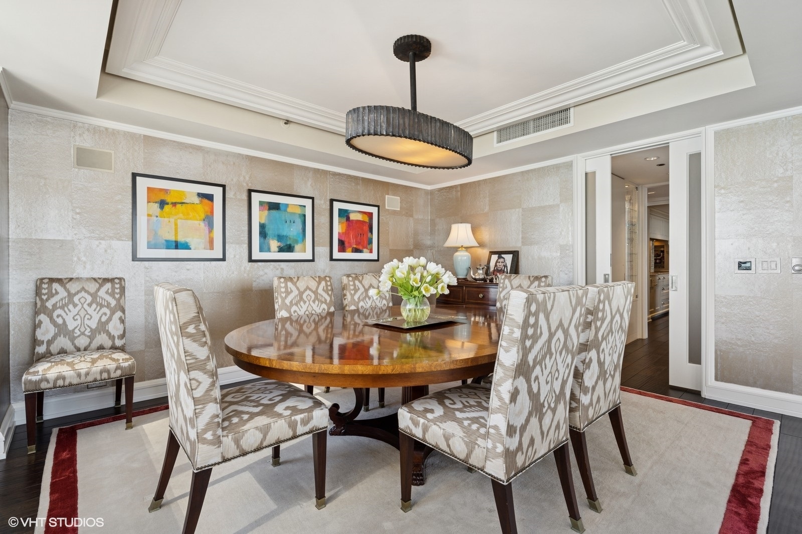 Chicago, Illinois, 60611, United States, 3 Bedrooms Bedrooms, ,3 BathroomsBathrooms,Residential,For Sale,1941703