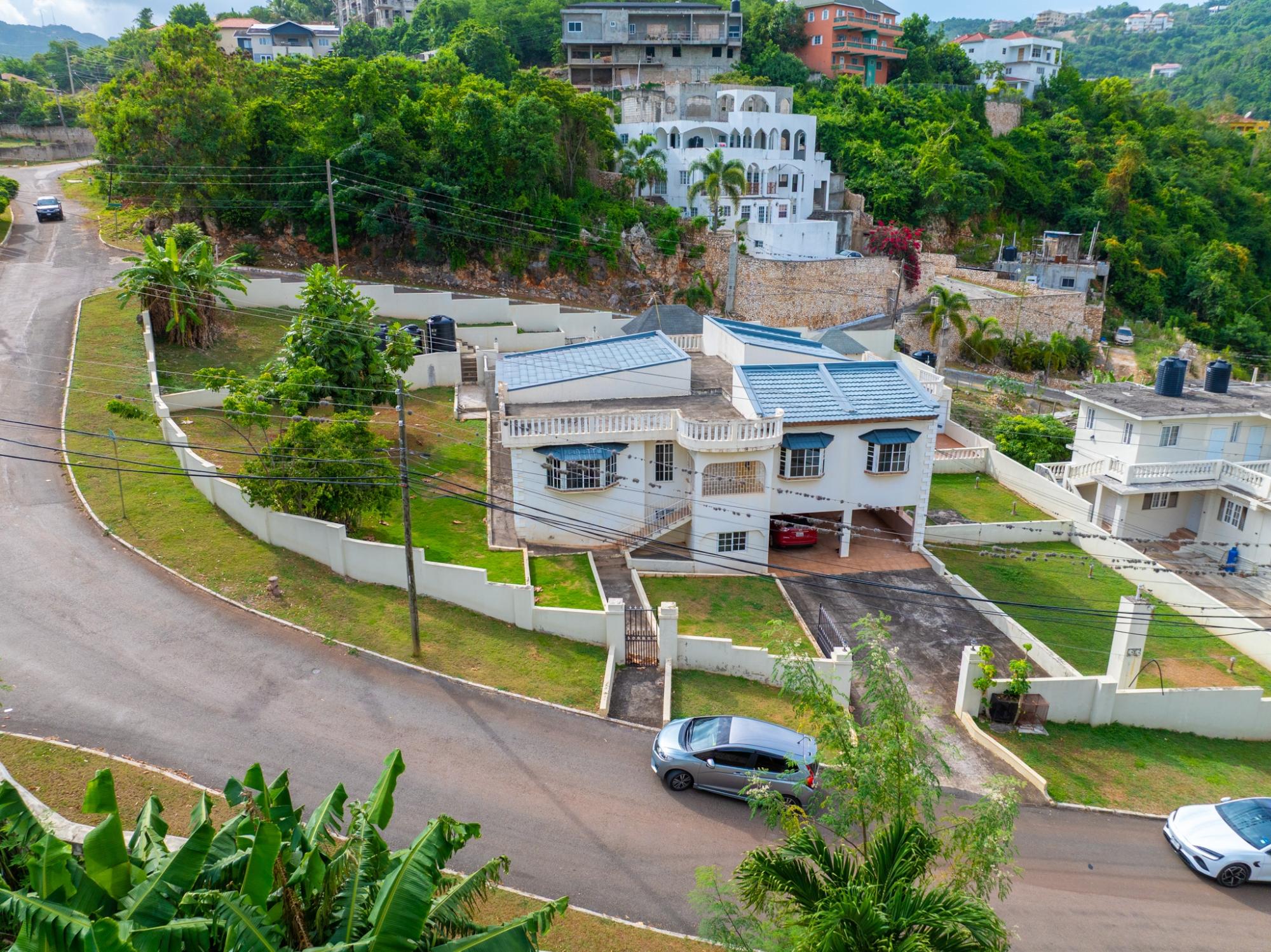 Kingston & St. Andrew, JM, 5 Bedrooms Bedrooms, ,4 BathroomsBathrooms,Residential,For Sale,1882782