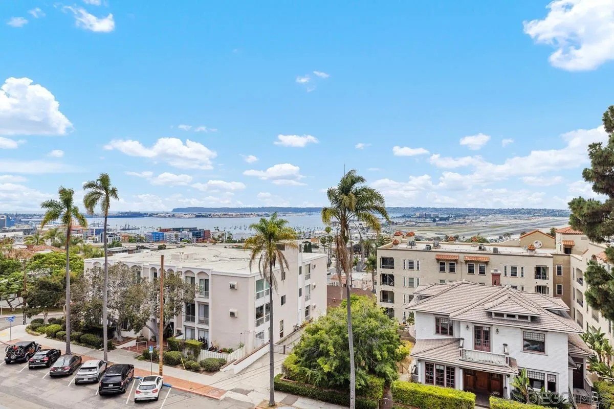 San Diego, California, 92101, United States, 2 Bedrooms Bedrooms, ,2 BathroomsBathrooms,Residential,For Sale,1901381