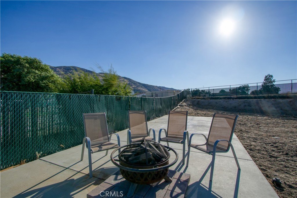 Banning, California, 92220, United States, 3 Bedrooms Bedrooms, ,2 BathroomsBathrooms,Residential,For Sale,1929042