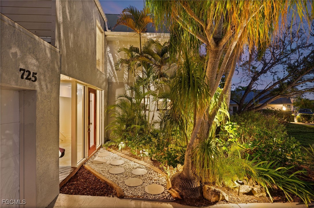 Cape Coral, Florida, 33914, United States, 3 Bedrooms Bedrooms, ,2 BathroomsBathrooms,Residential,For Sale,1975376