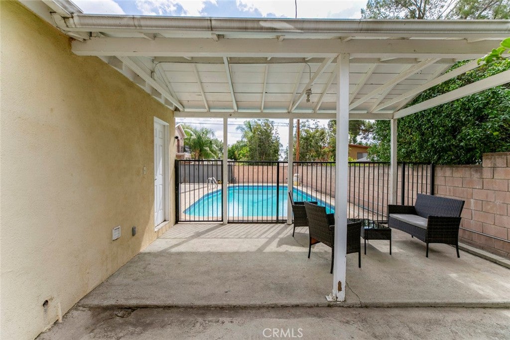 Sylmar, California, 91342, United States, 2 Bedrooms Bedrooms, ,1 BathroomBathrooms,Residential,For Sale,1960749