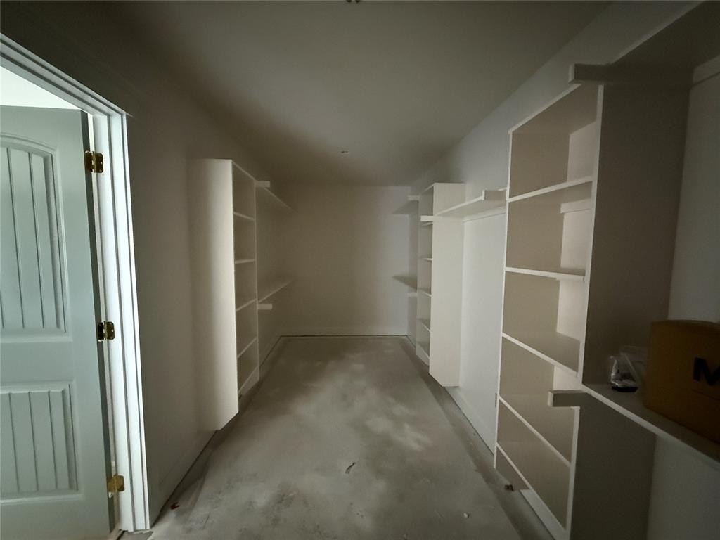 Altus, Oklahoma, 73521, United States, 4 Bedrooms Bedrooms, ,3 BathroomsBathrooms,Residential,For Sale,1980634