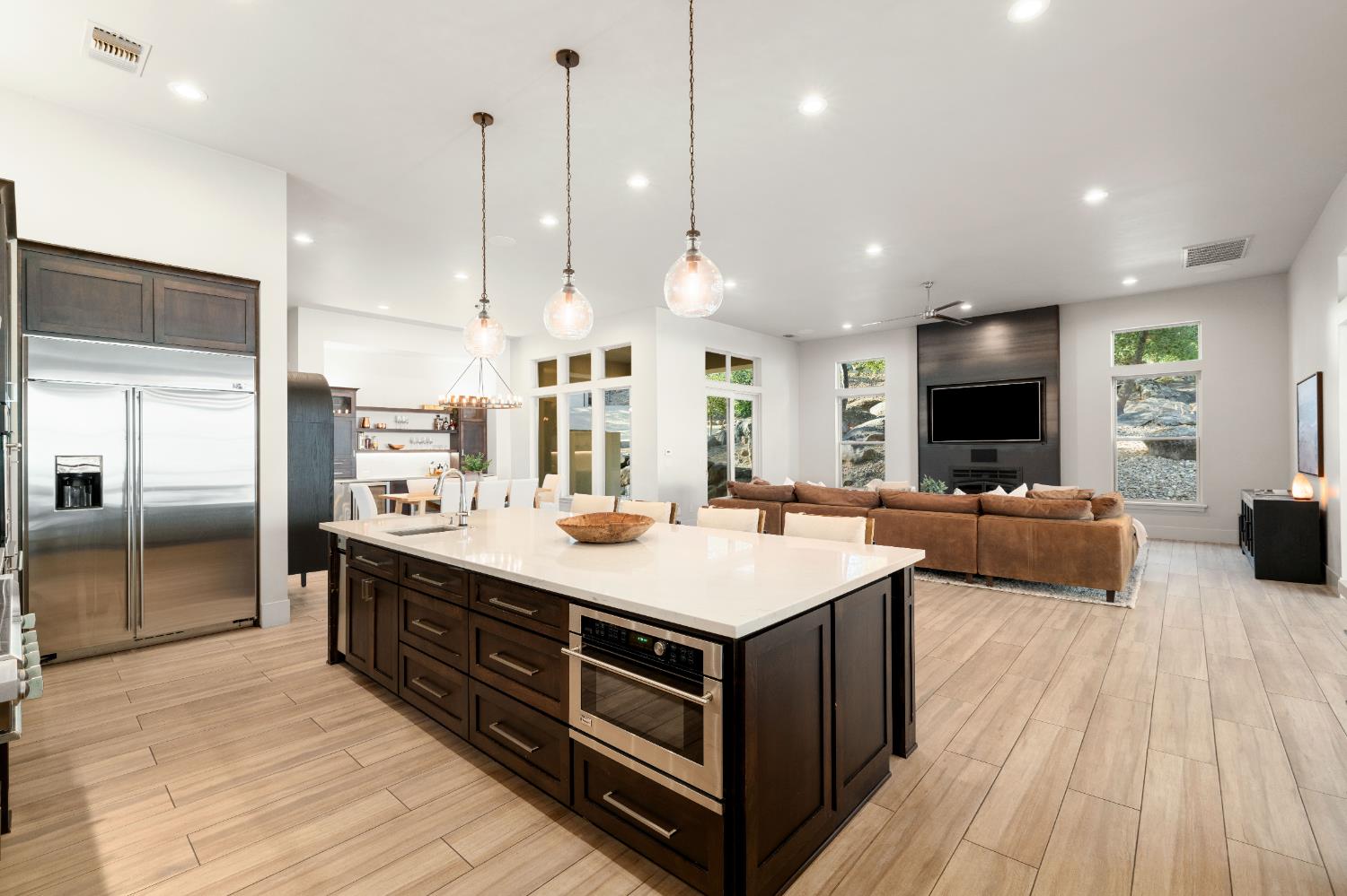 Loomis, California, 95650, United States, 5 Bedrooms Bedrooms, ,6 BathroomsBathrooms,Residential,For Sale,2003238