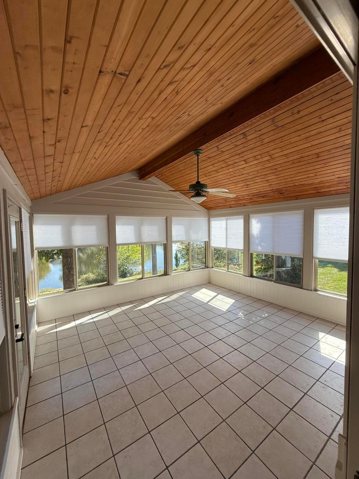 Columbus, Ohio, 43230, United States, 4 Bedrooms Bedrooms, ,3 BathroomsBathrooms,Residential,For Sale,1959310